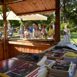 Biblioteca de Jardim Convida à Leitura ao Ar Livre