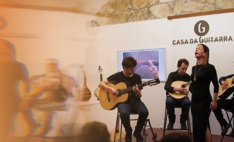 Fados "Casa da Guitarra" na Cruz Vermelha de Valença